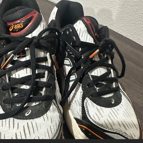 ASICS Men's White and Black Running Shoes - Picture 3 of 5